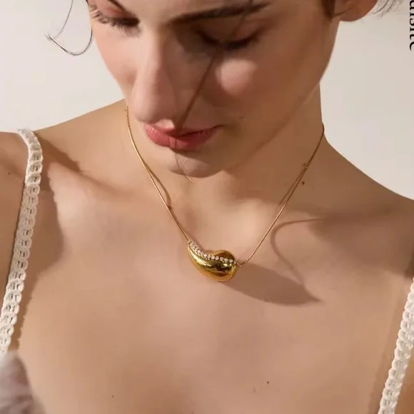 Gold Teardrop Pendant Necklace – PVD Real Gold Plated, Stainless Steel - Picture 3 of 14